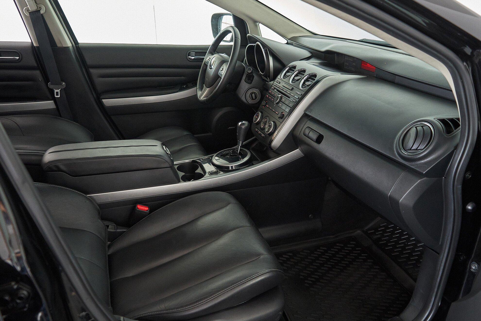 Mazda CX-7 2011, черный