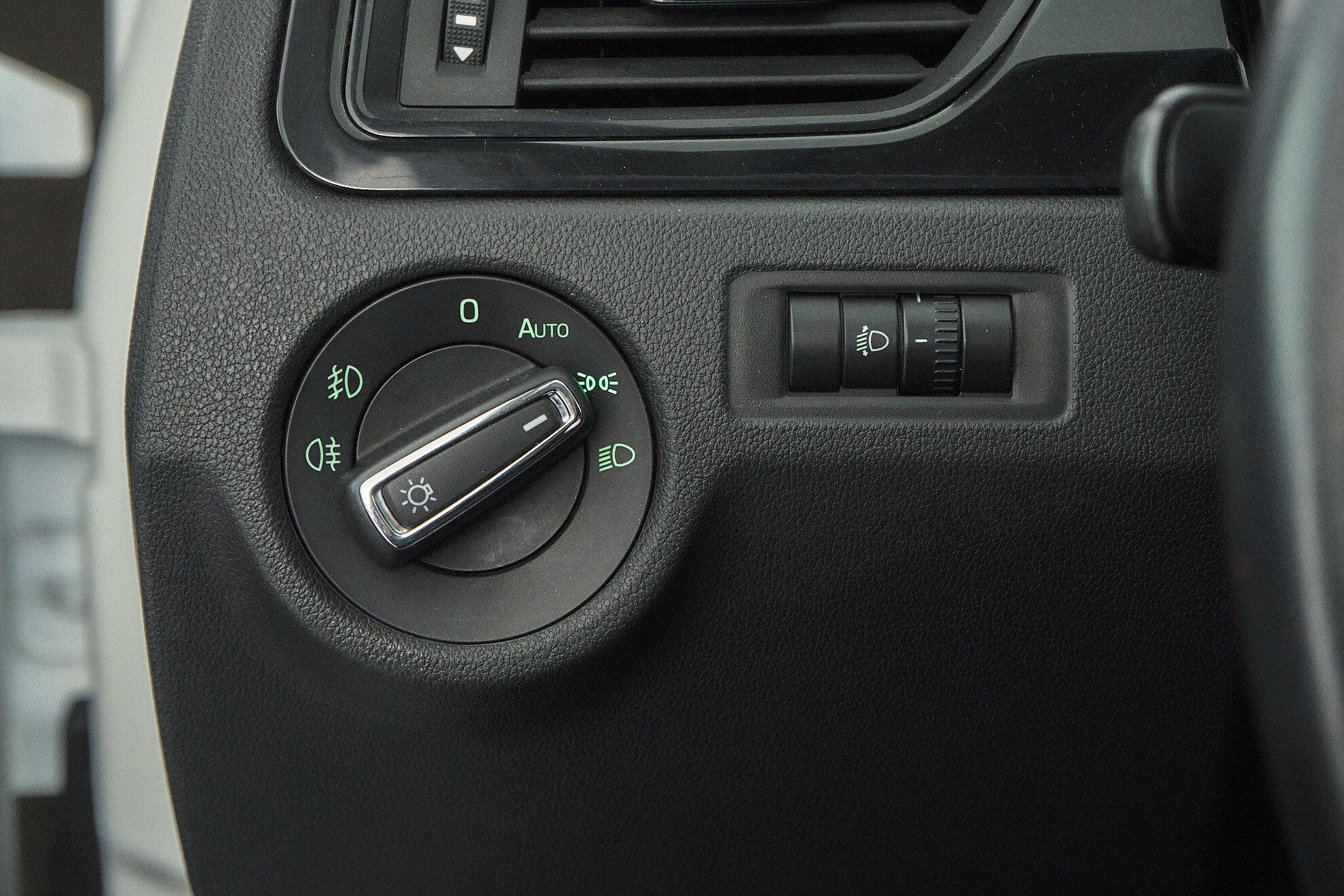 Skoda Rapid 2019, белый