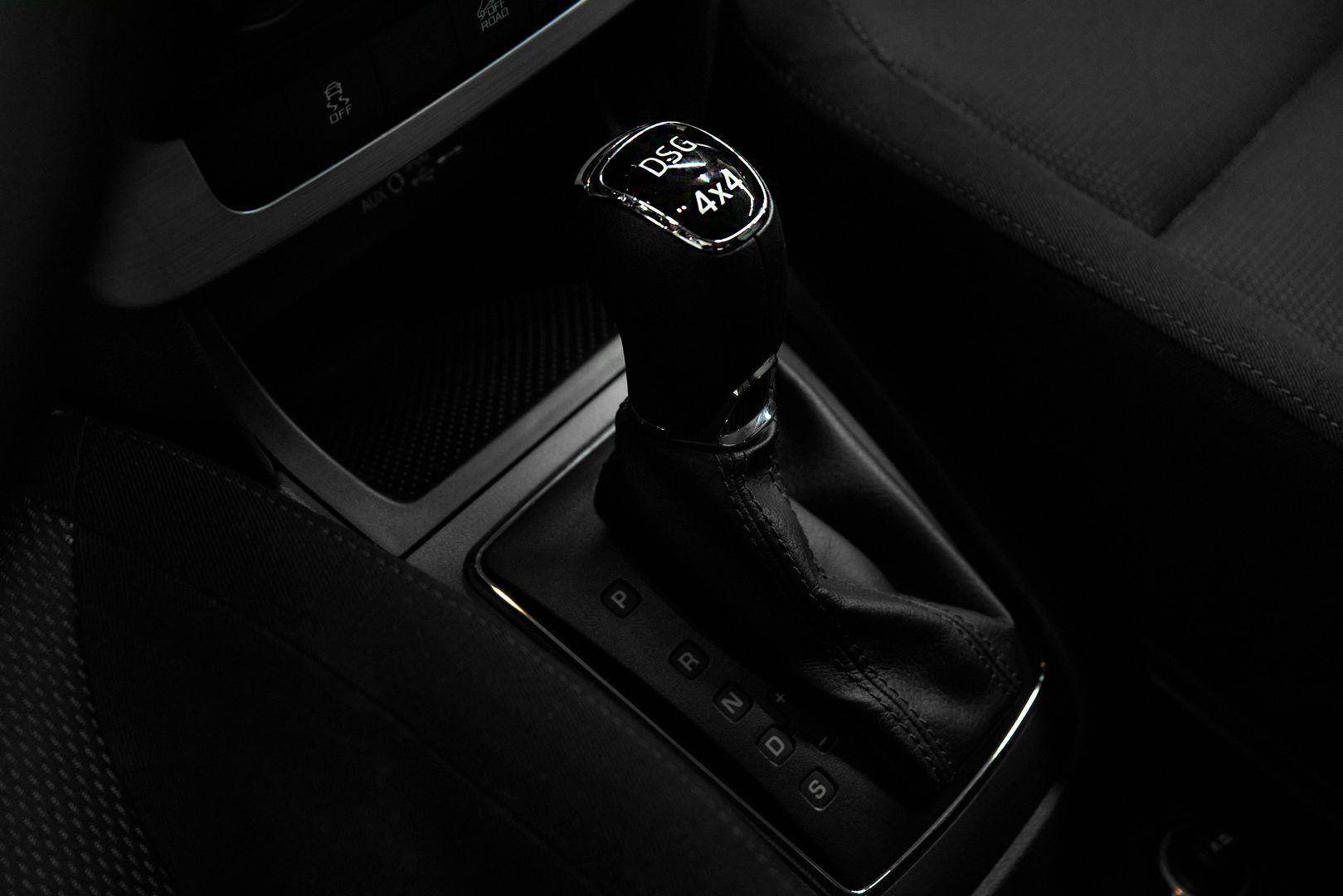 Skoda Yeti 2017, серый