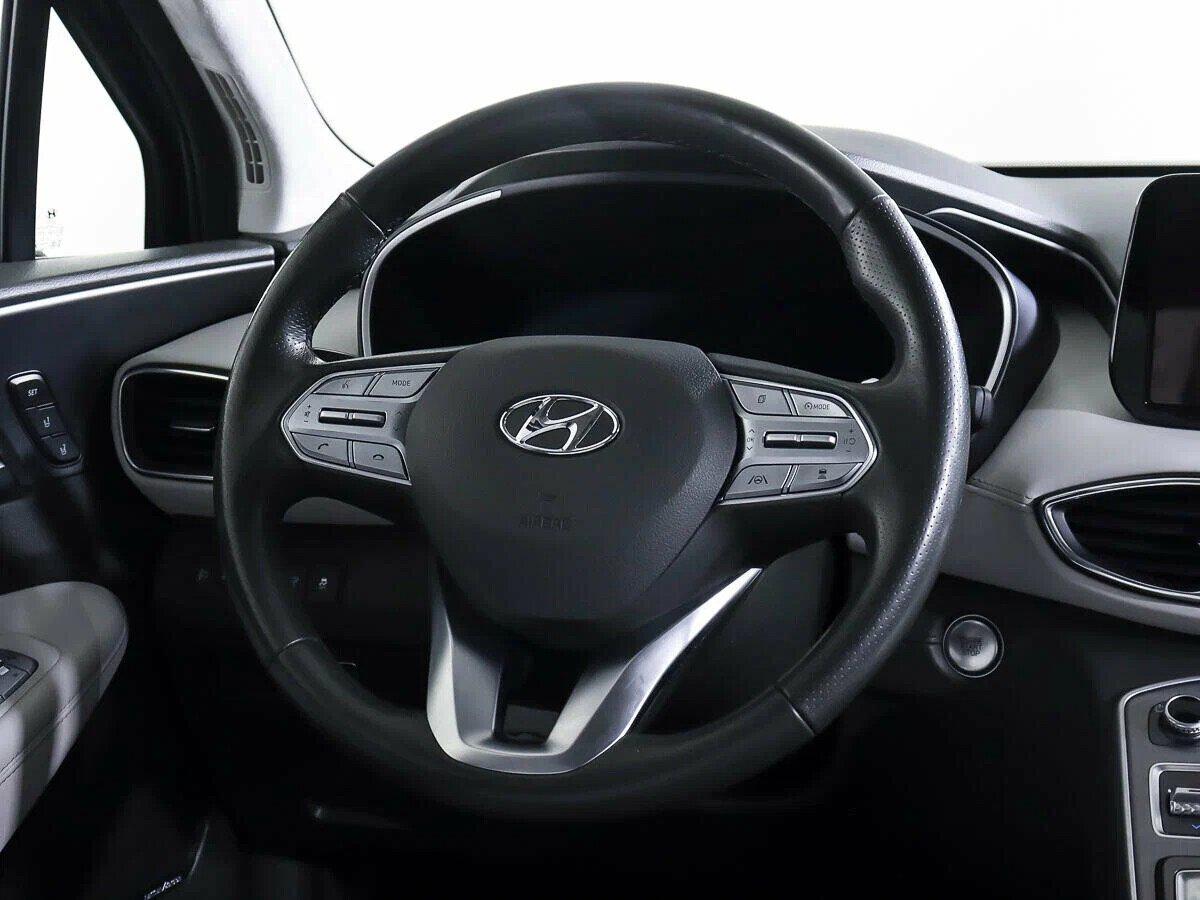Hyundai Santa Fe 2021, черный