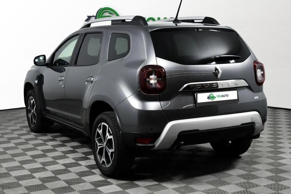 Renault Duster 2022, серый