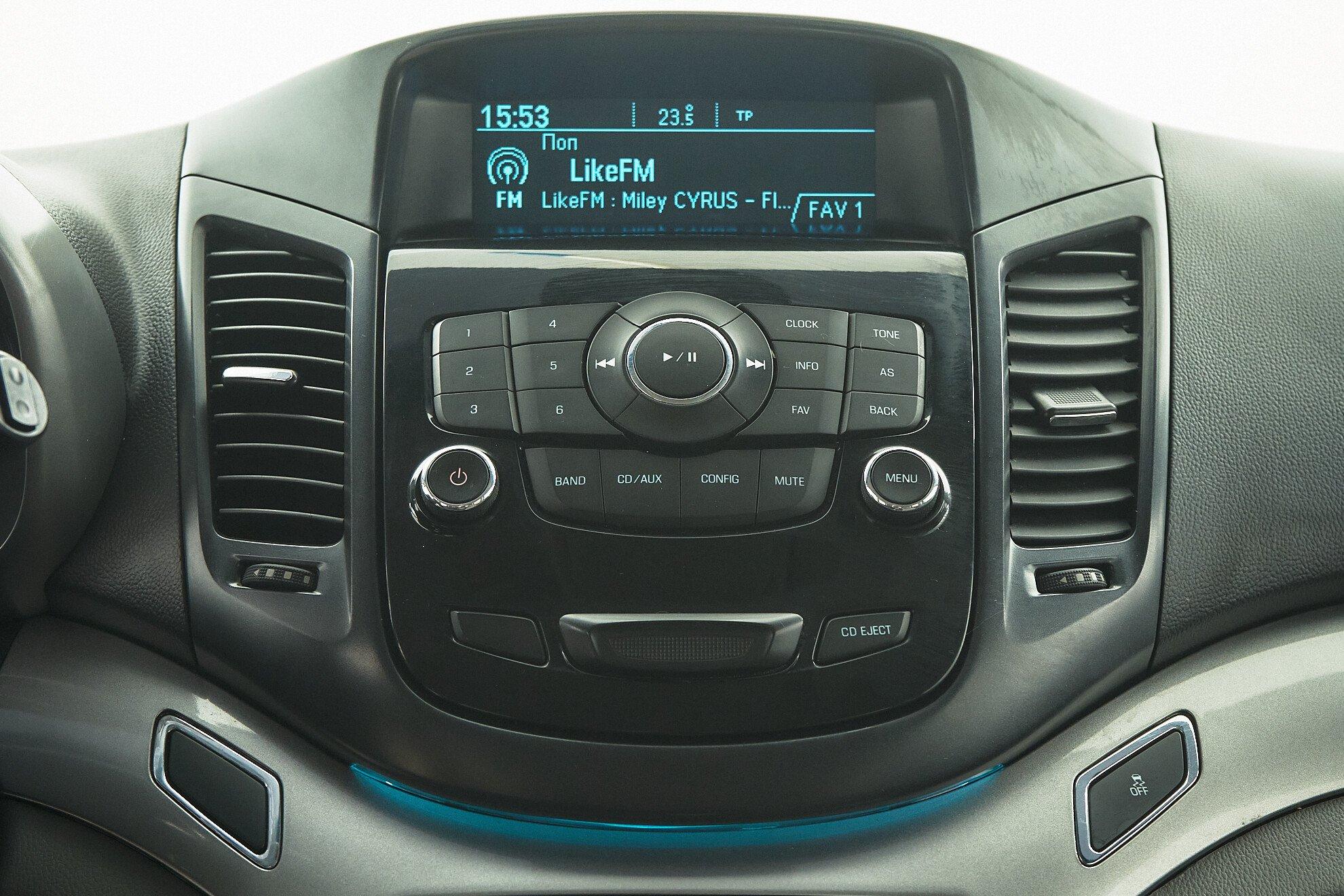 Chevrolet Orlando 2014, белый