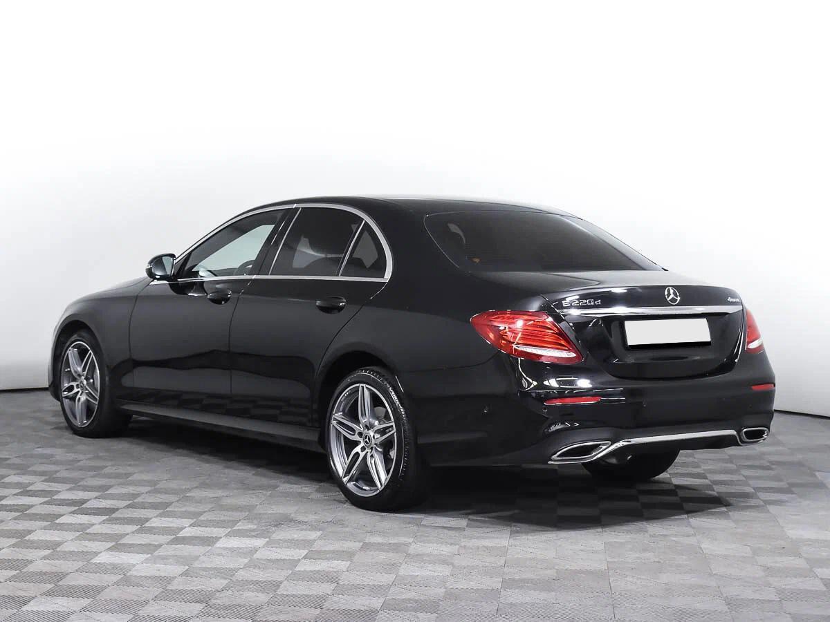 Mercedes-Benz E-Класс 2016, черный