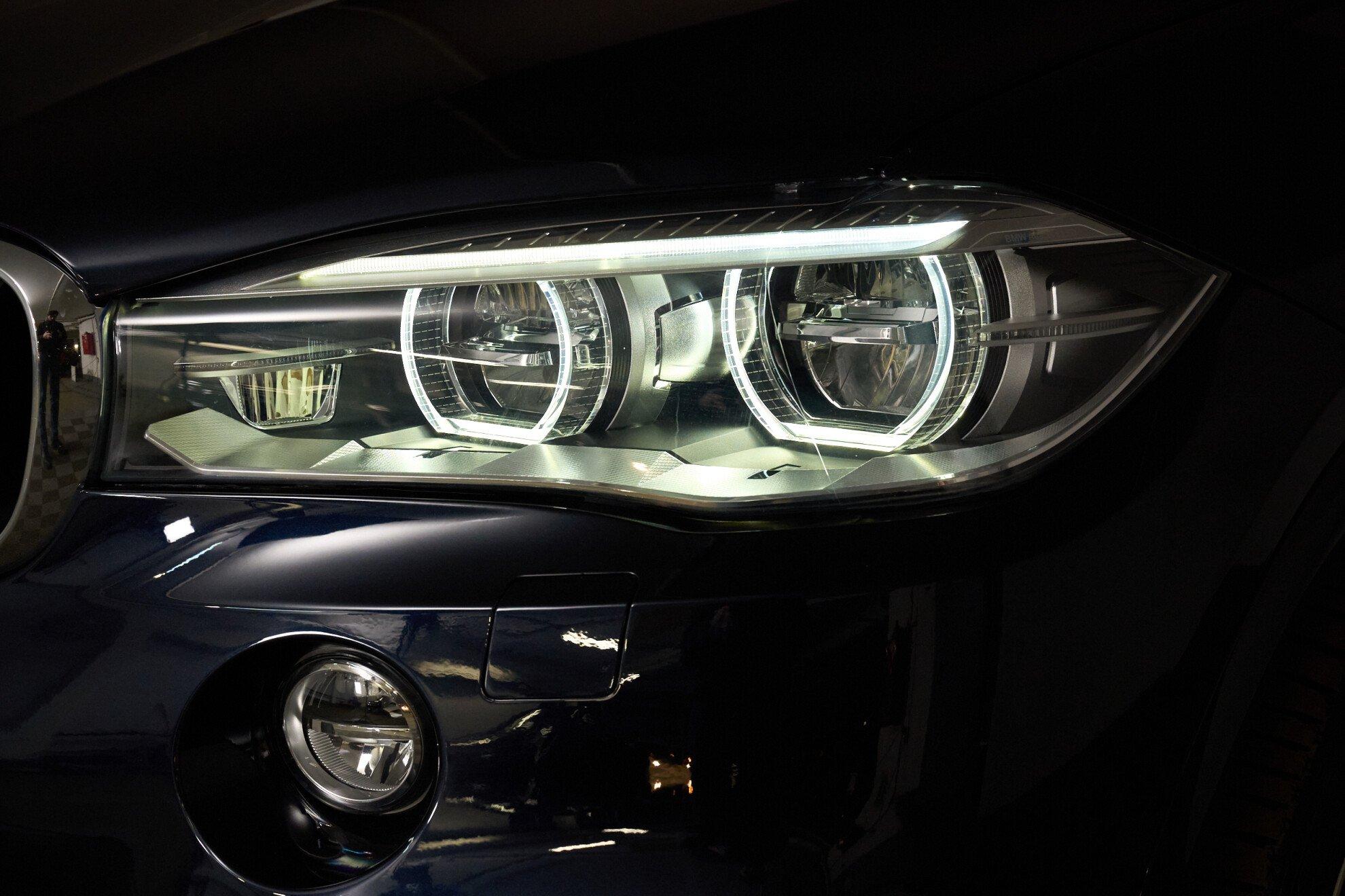 BMW X5 2017, синий
