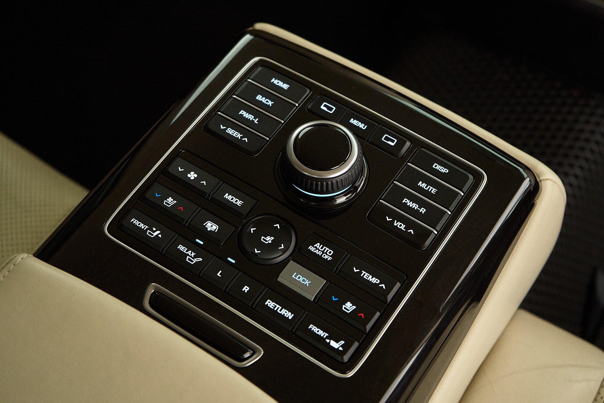 Hyundai Equus 2014, черный