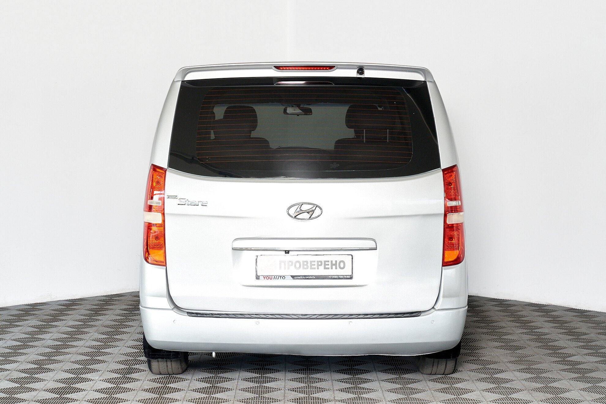 Hyundai Grand Starex 2012, серый