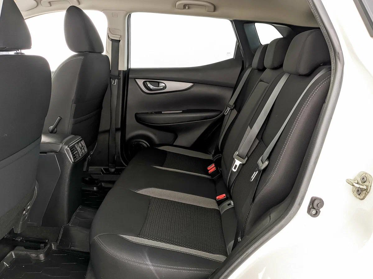 Nissan Qashqai 2021, белый