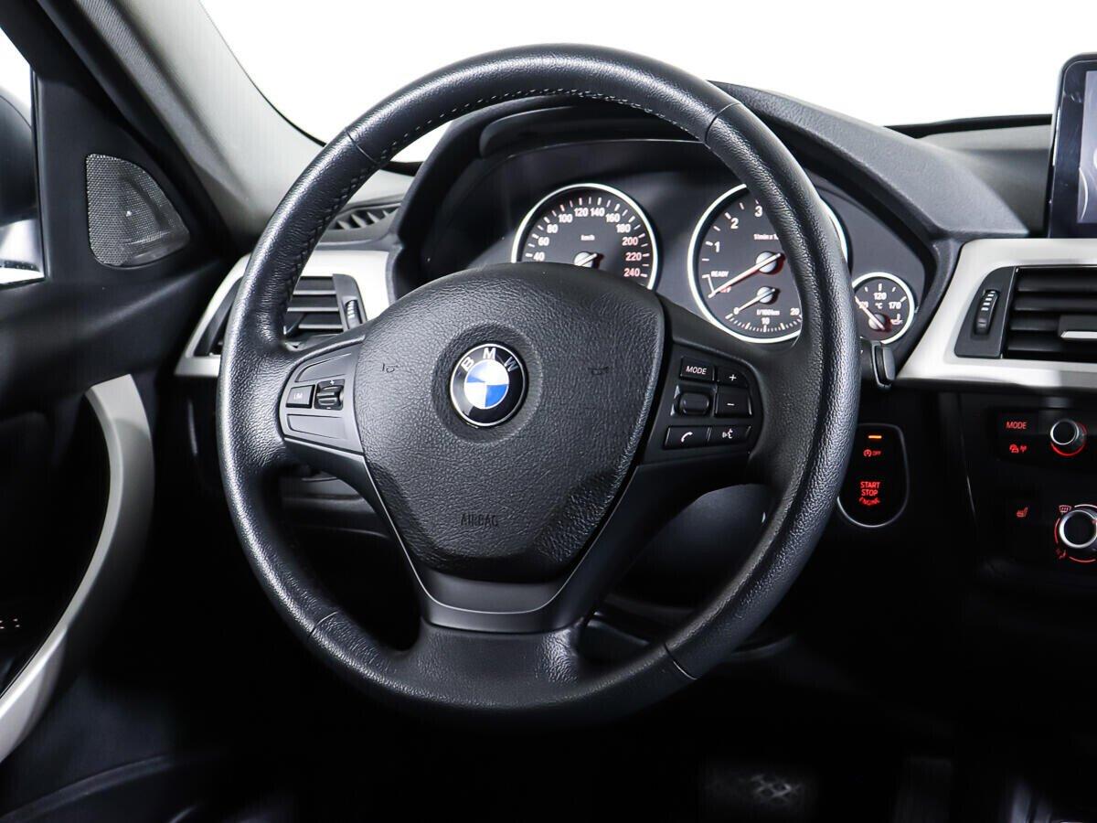 BMW 3 серии 2015, черный
