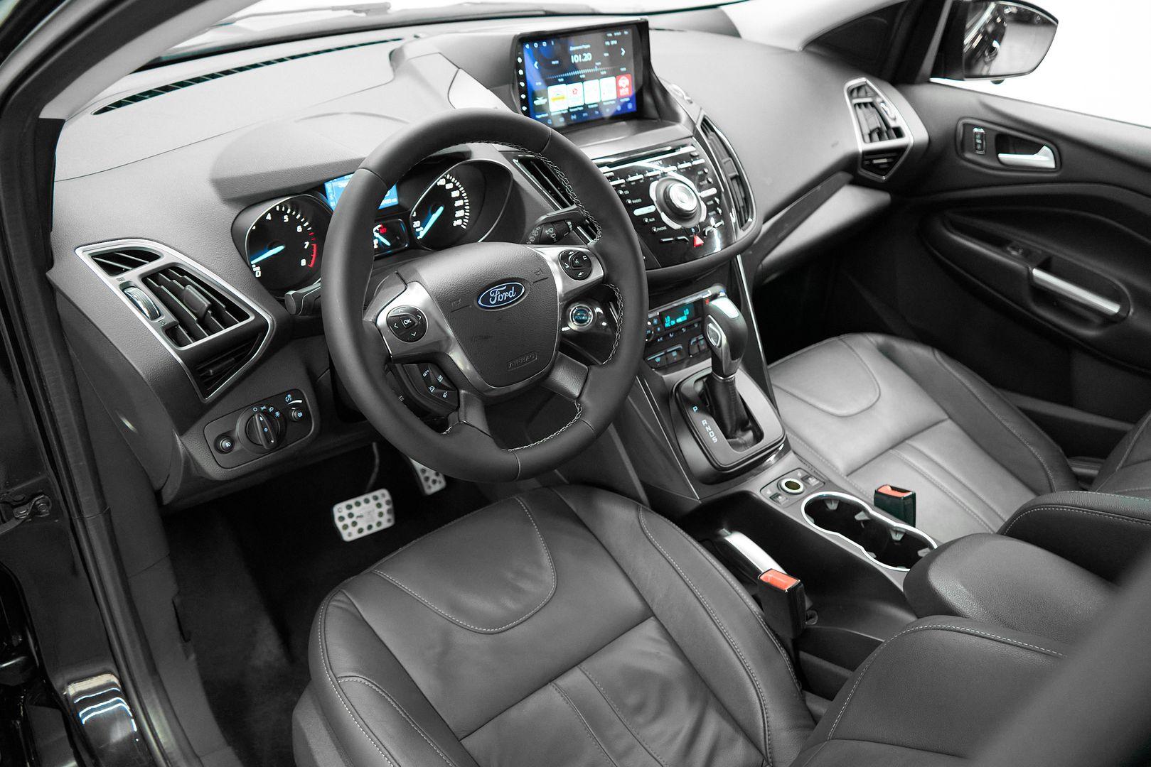 Ford Kuga 2014, черный