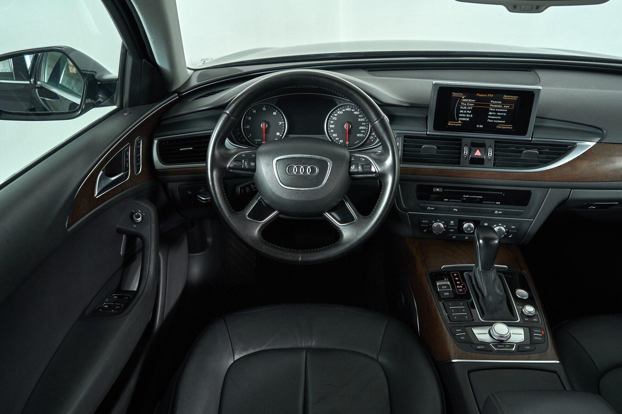 Audi A6 2017, черный