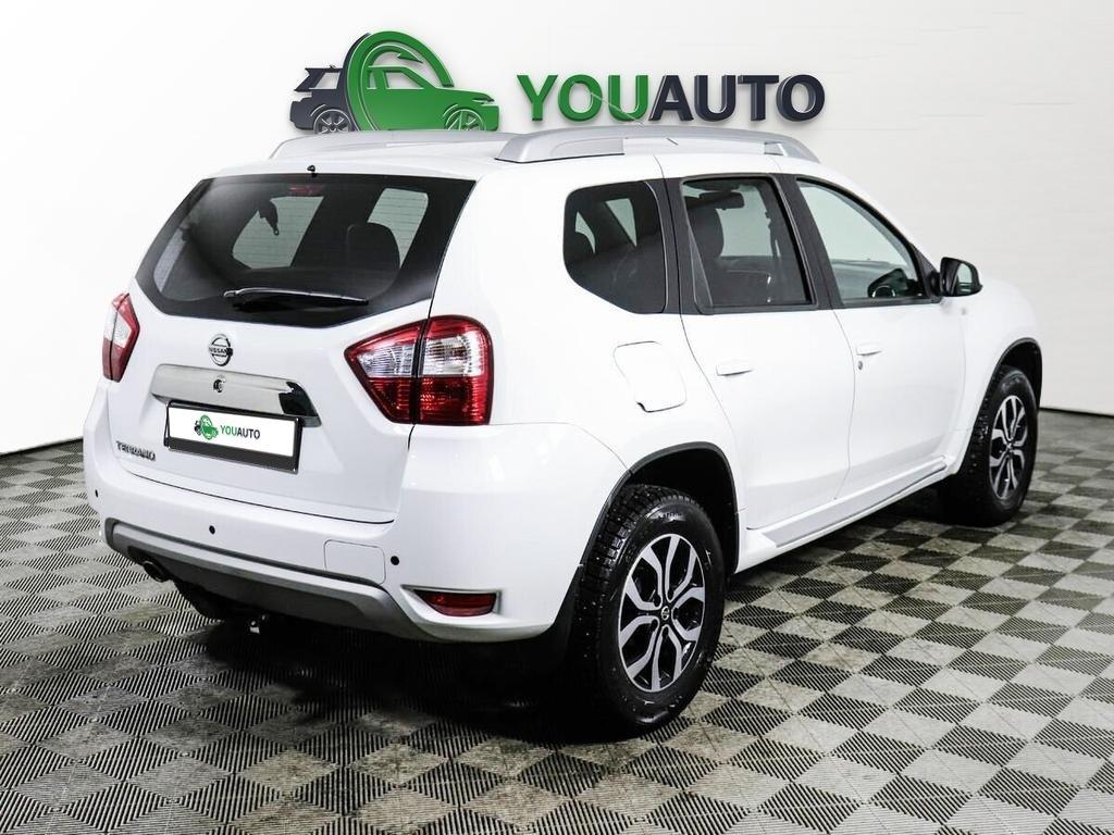 Nissan Terrano 2018, белый