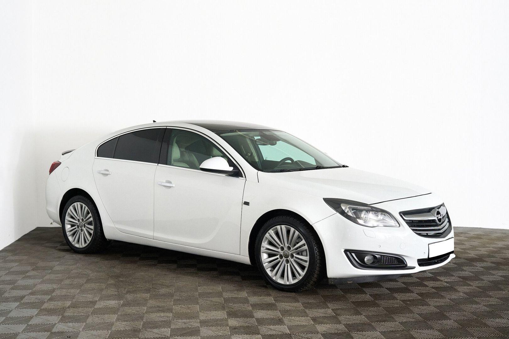 Opel Insignia 2014, белый