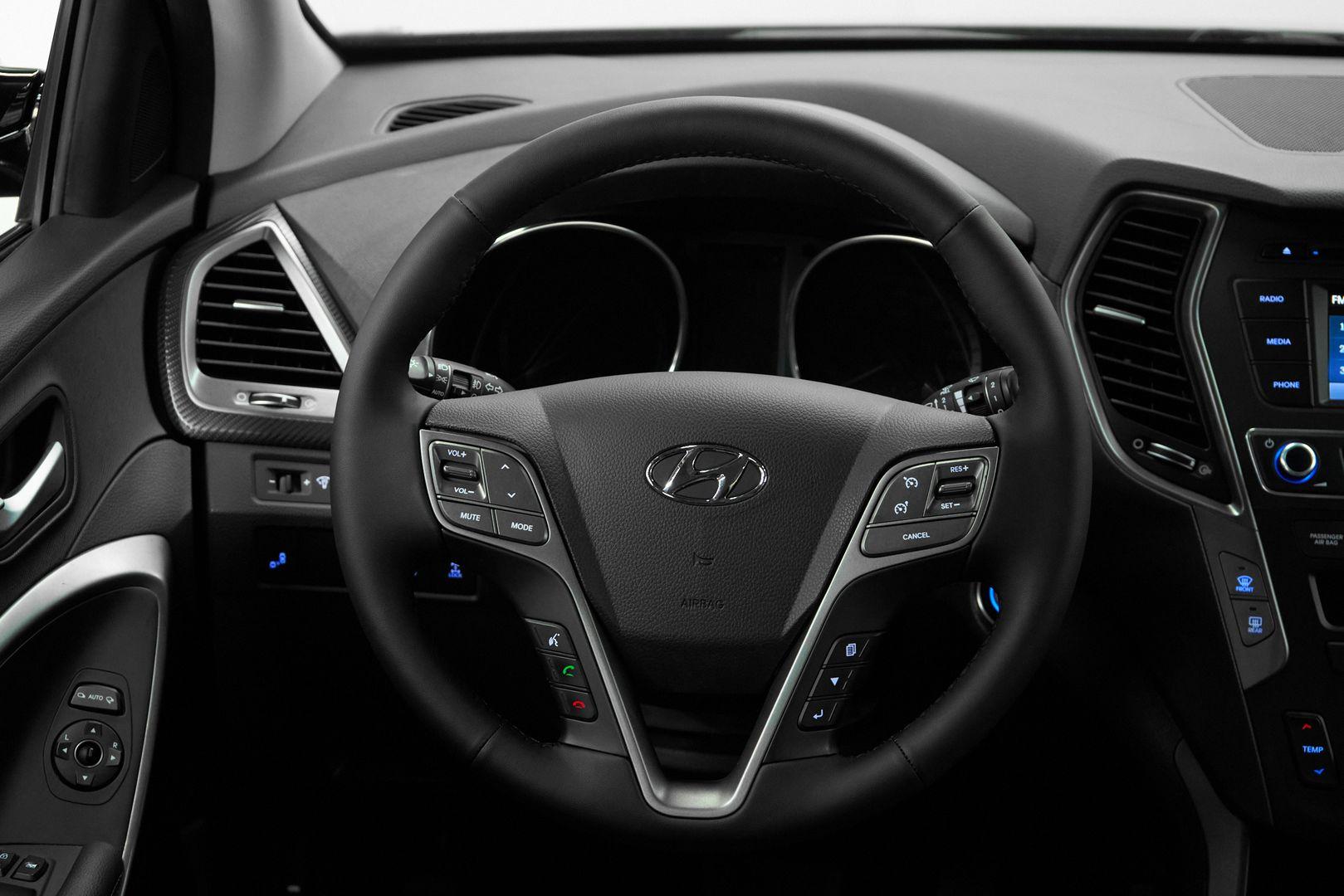 Hyundai Santa Fe 2017, коричневый