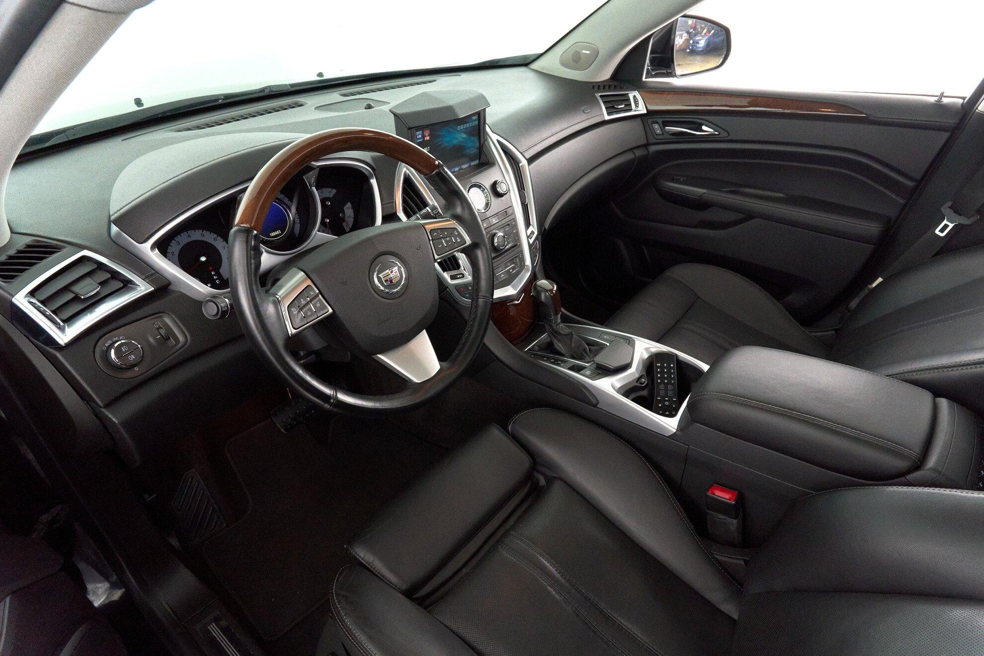 Cadillac SRX 2012, черный