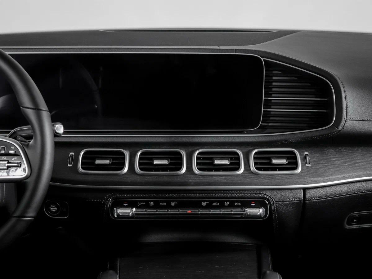 Mercedes-Benz GLE 2020, белый