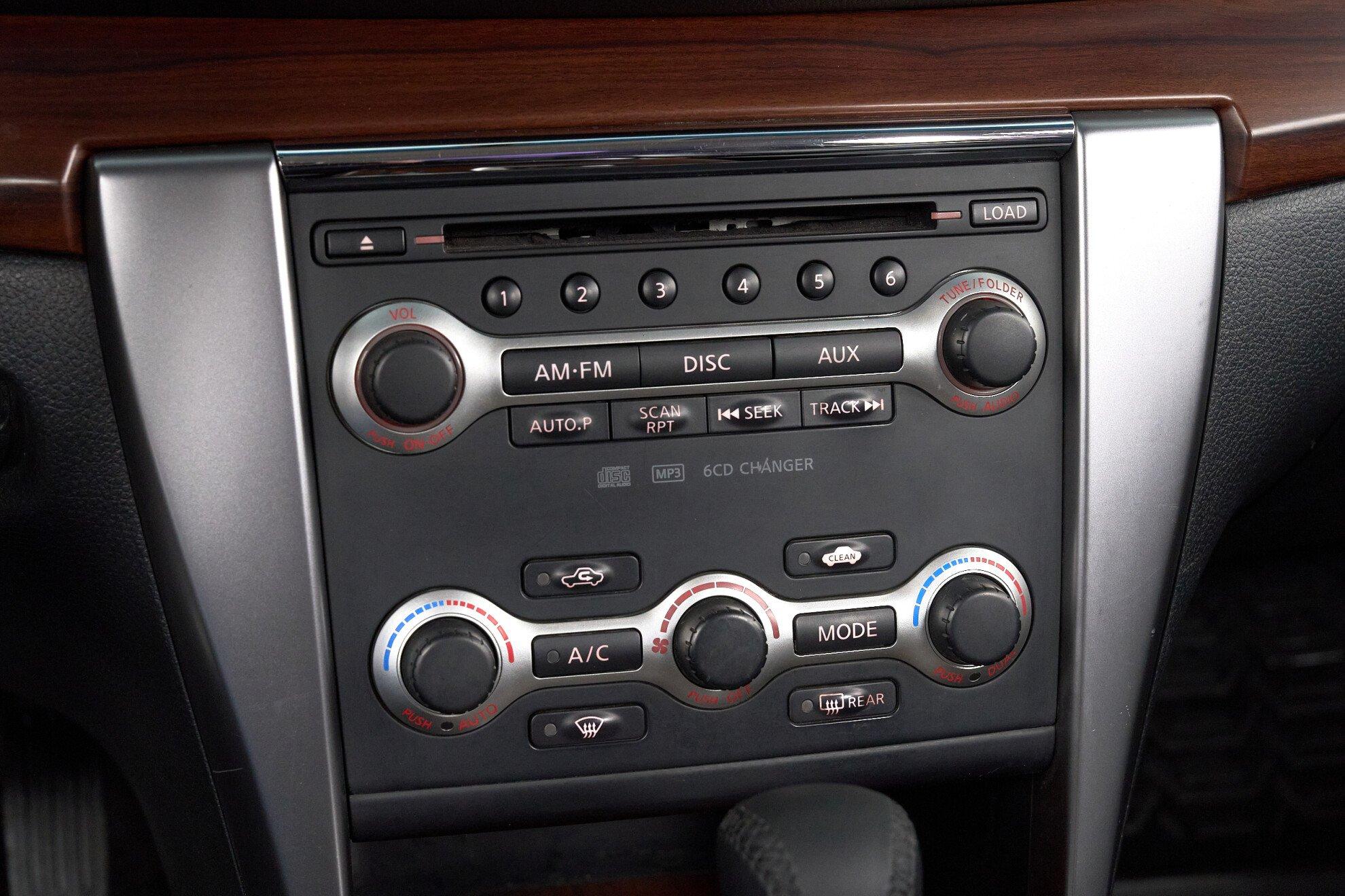 Nissan Teana 2010, синий