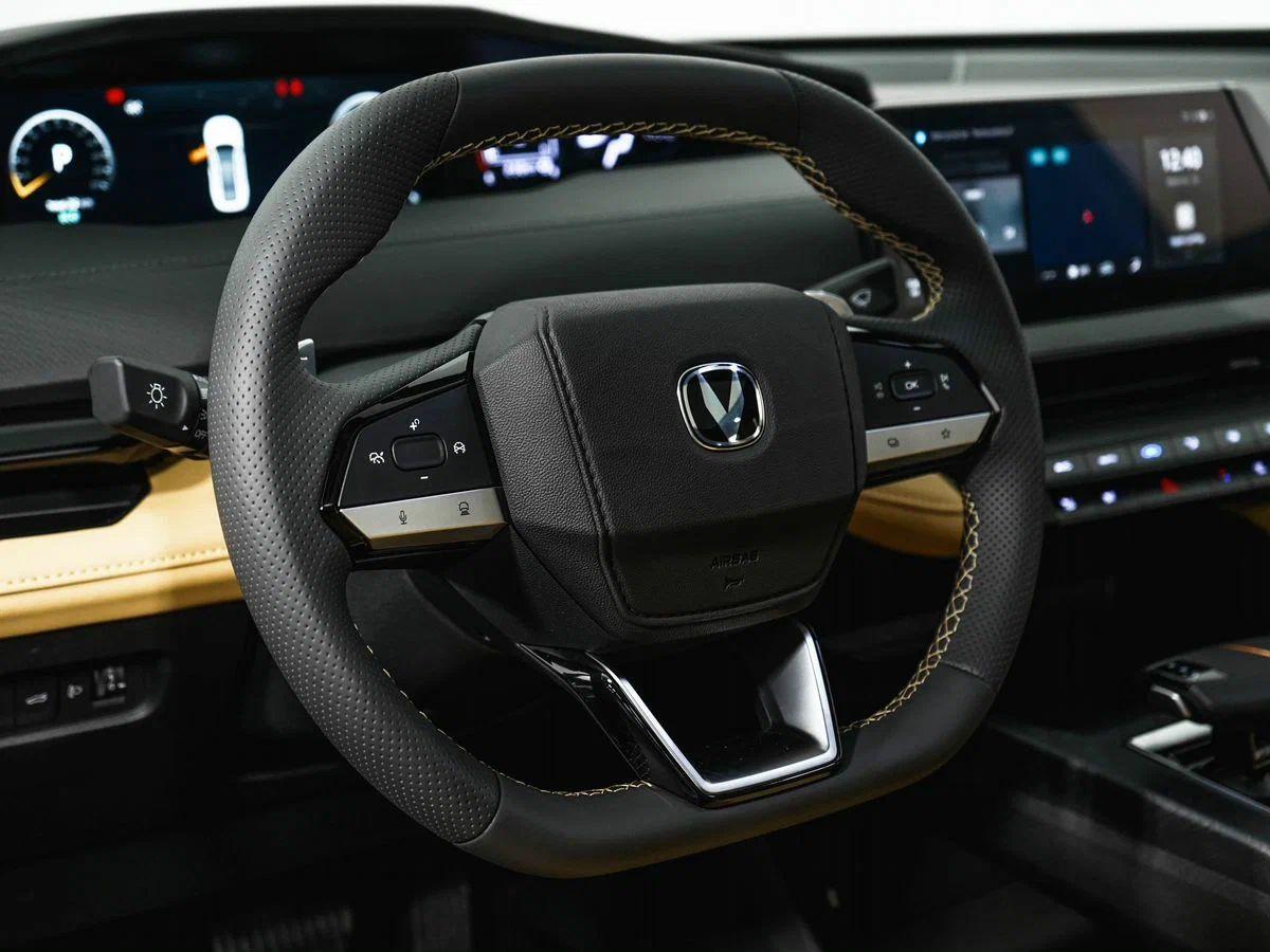 Changan UNI-V 2024, серый