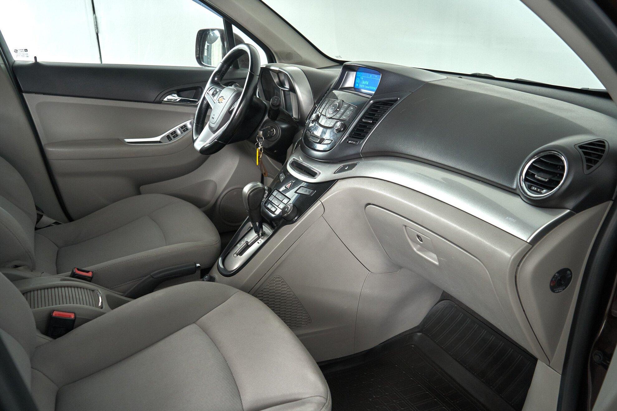 Chevrolet Orlando 2013, коричневый