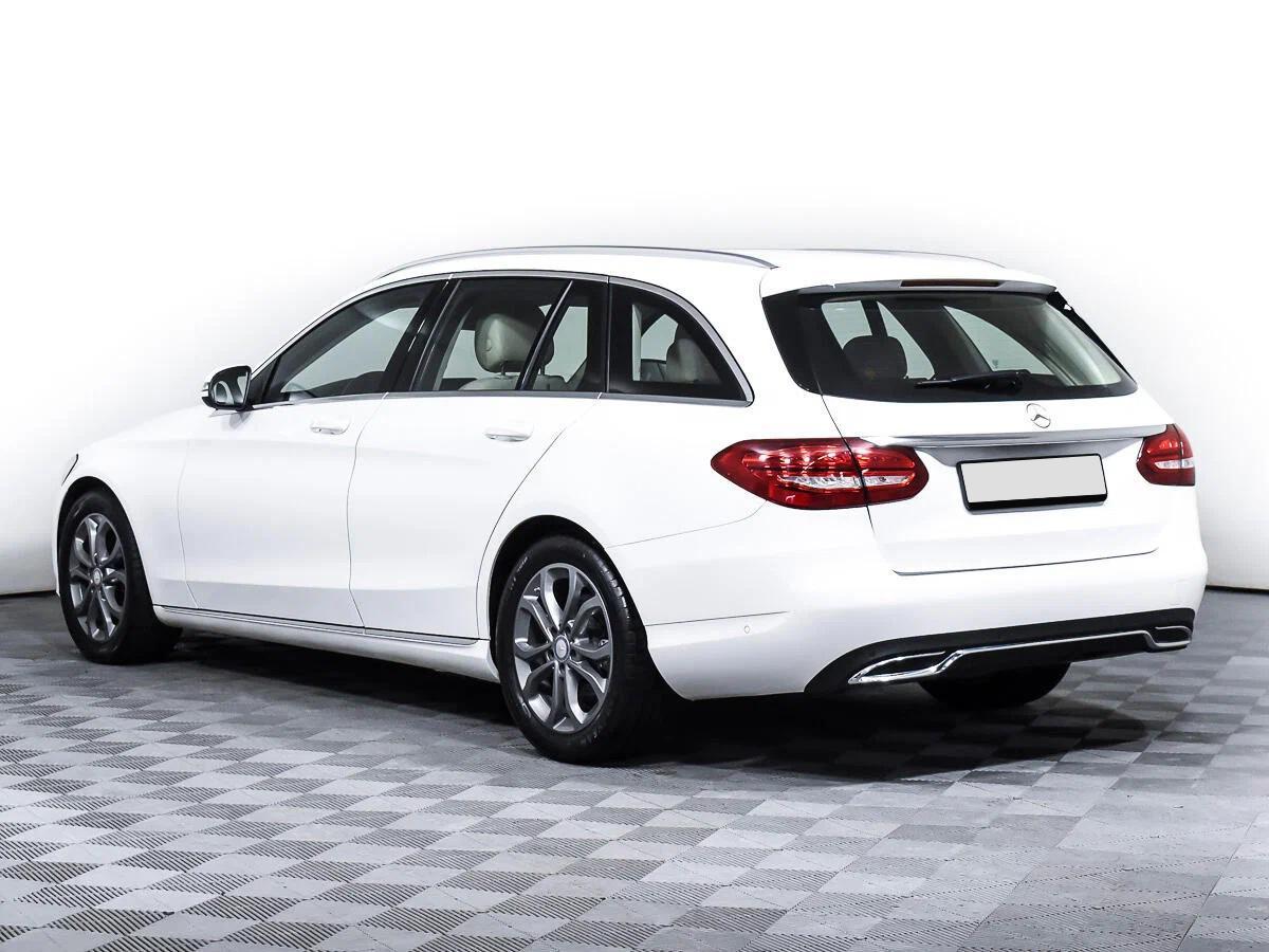 Mercedes-Benz C-Класс 2017, белый