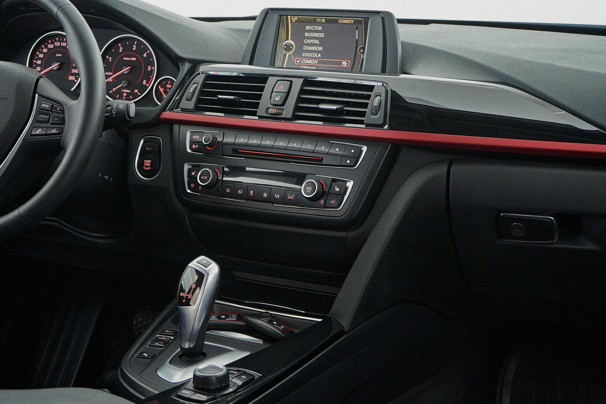 BMW 3 серии 2013, синий