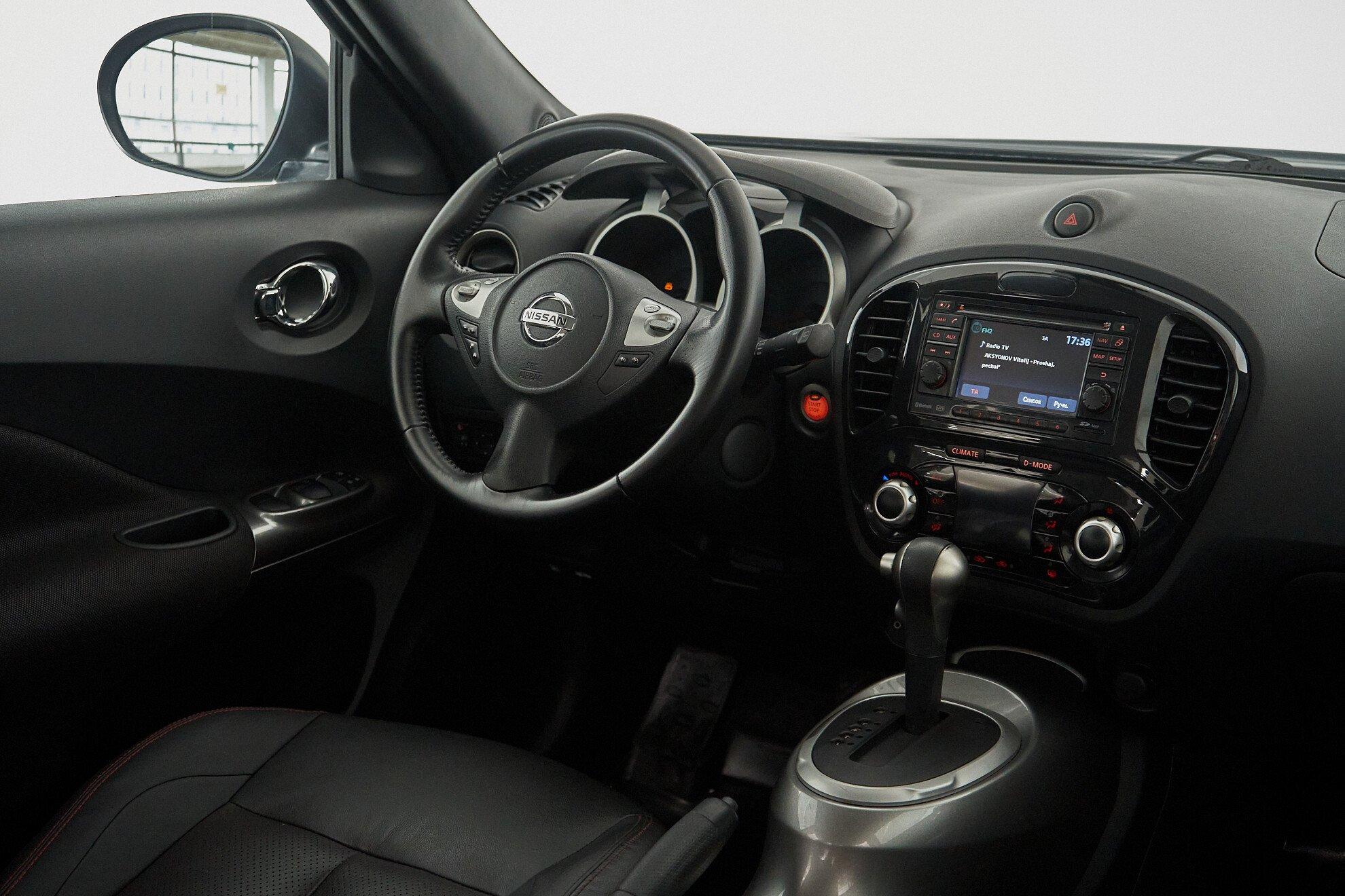 Nissan Juke 2013, синий