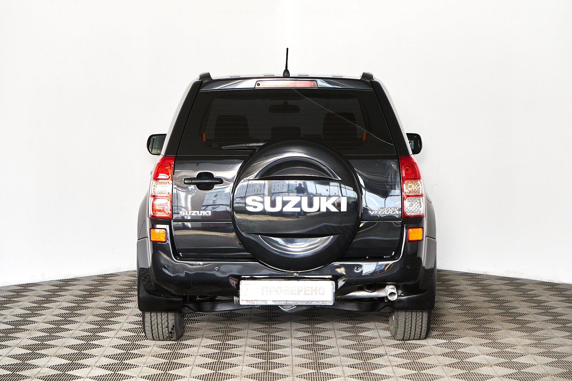 Suzuki Grand Vitara 2011, черный