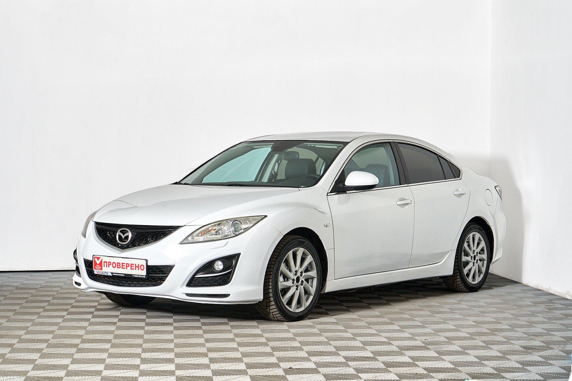 Mazda 6 2010, белый