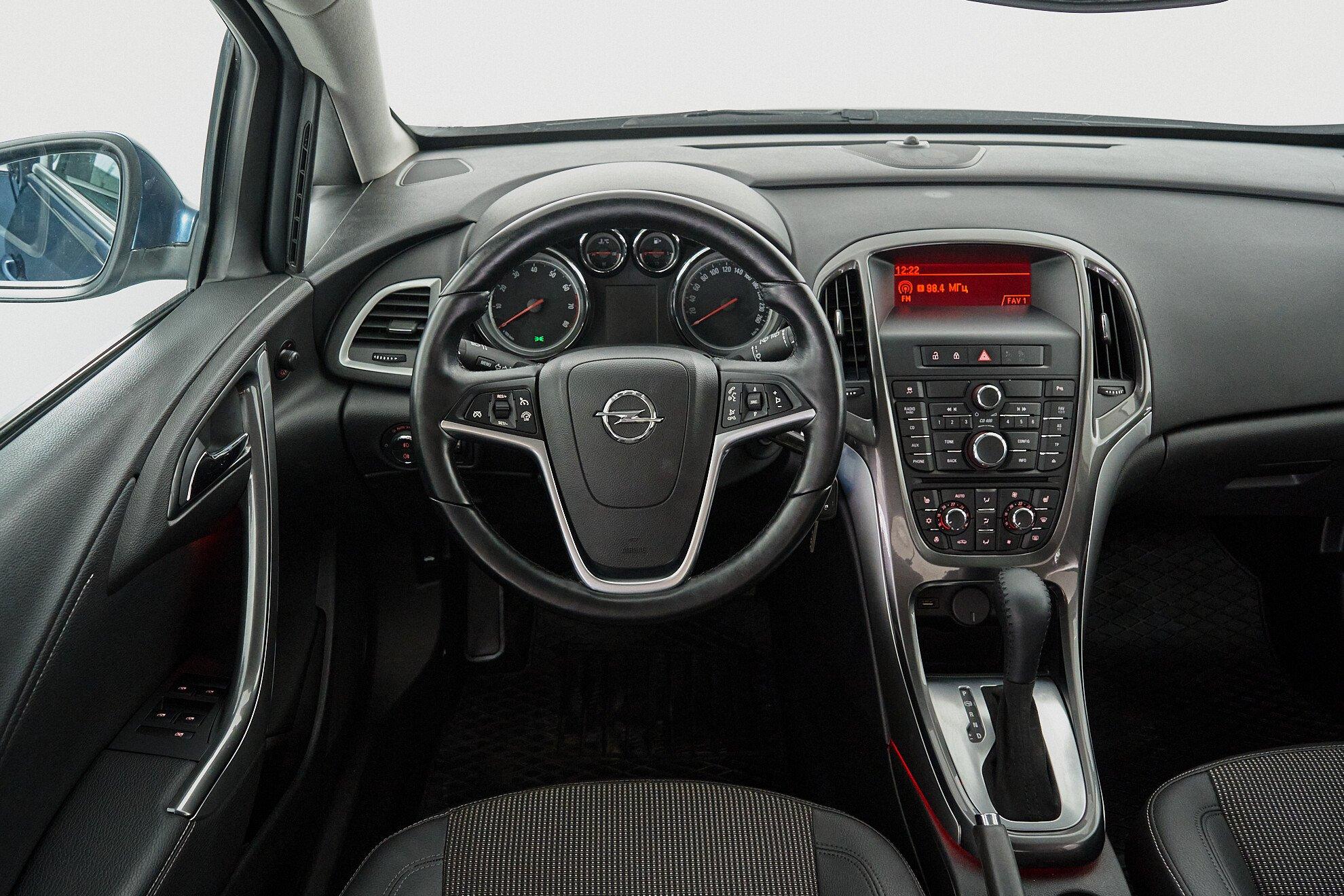 Opel Astra 2013, синий