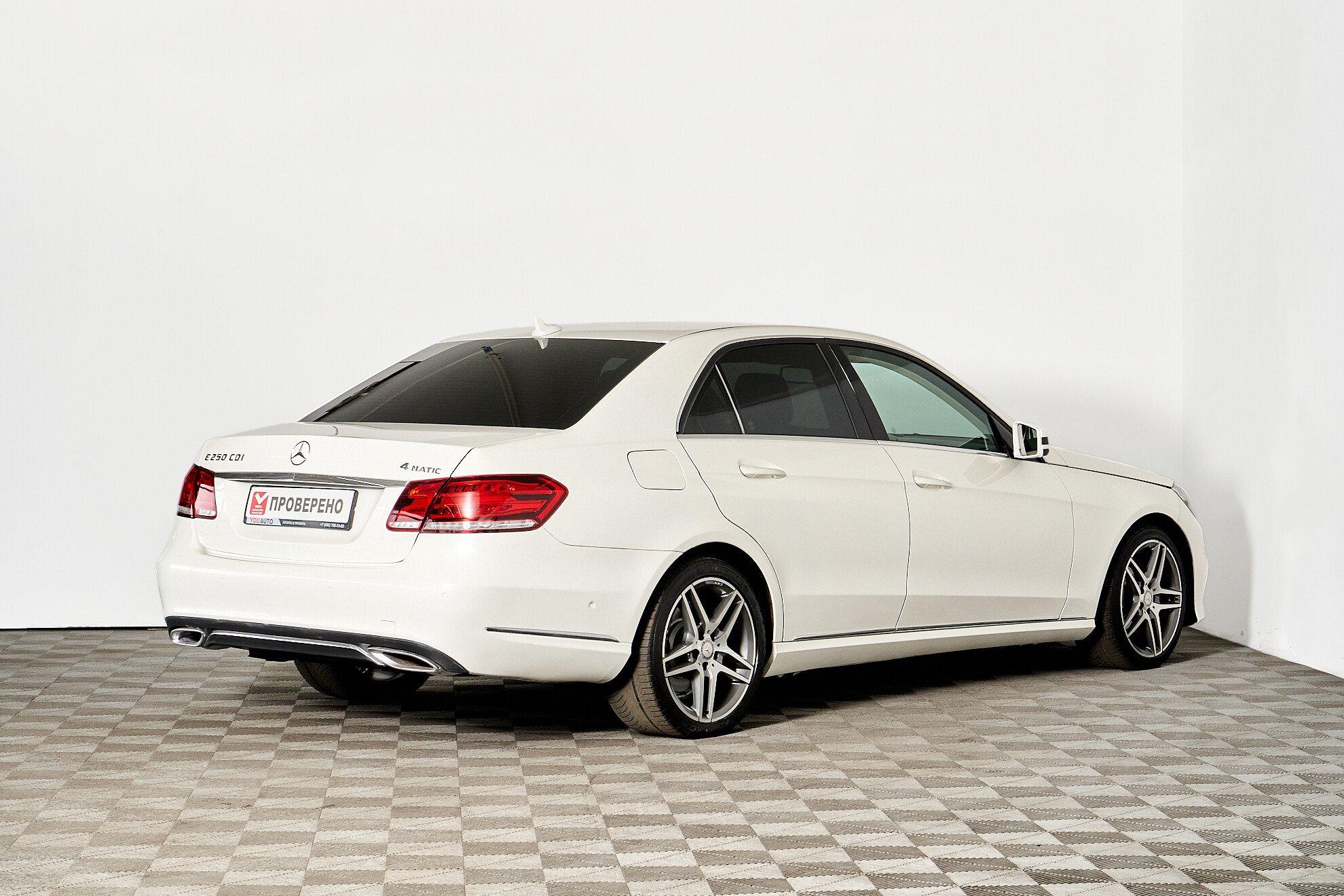 Mercedes-Benz E-Класс 2013, белый