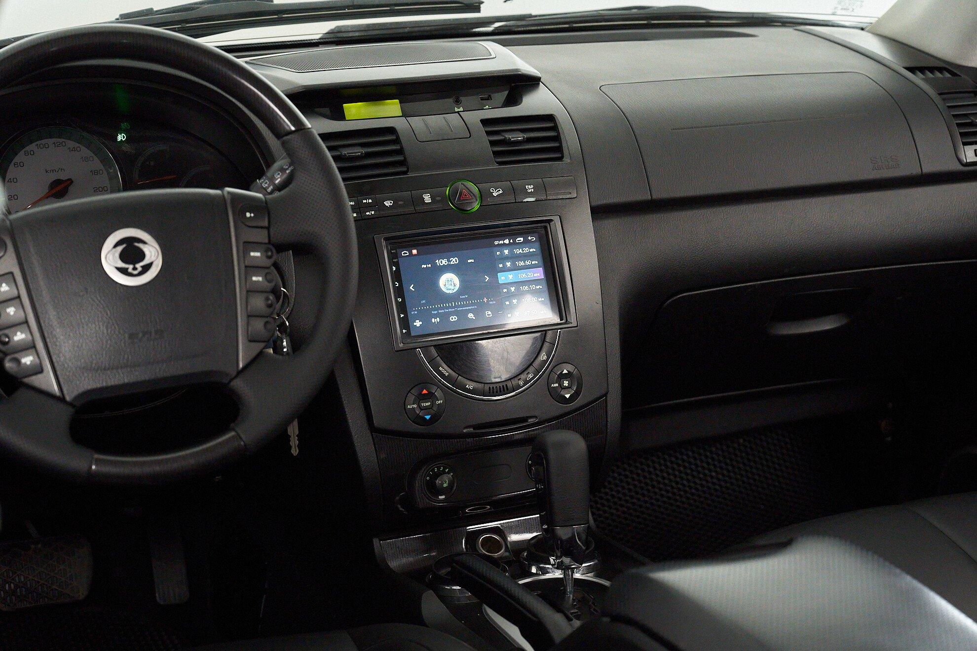 SsangYong Rexton 2012, пурпурный