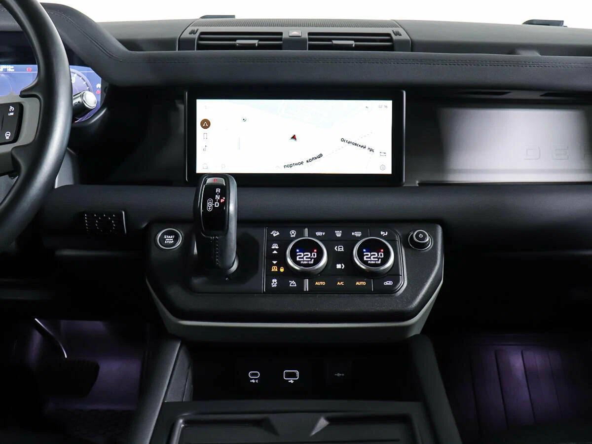 Land Rover Defender 2019, белый