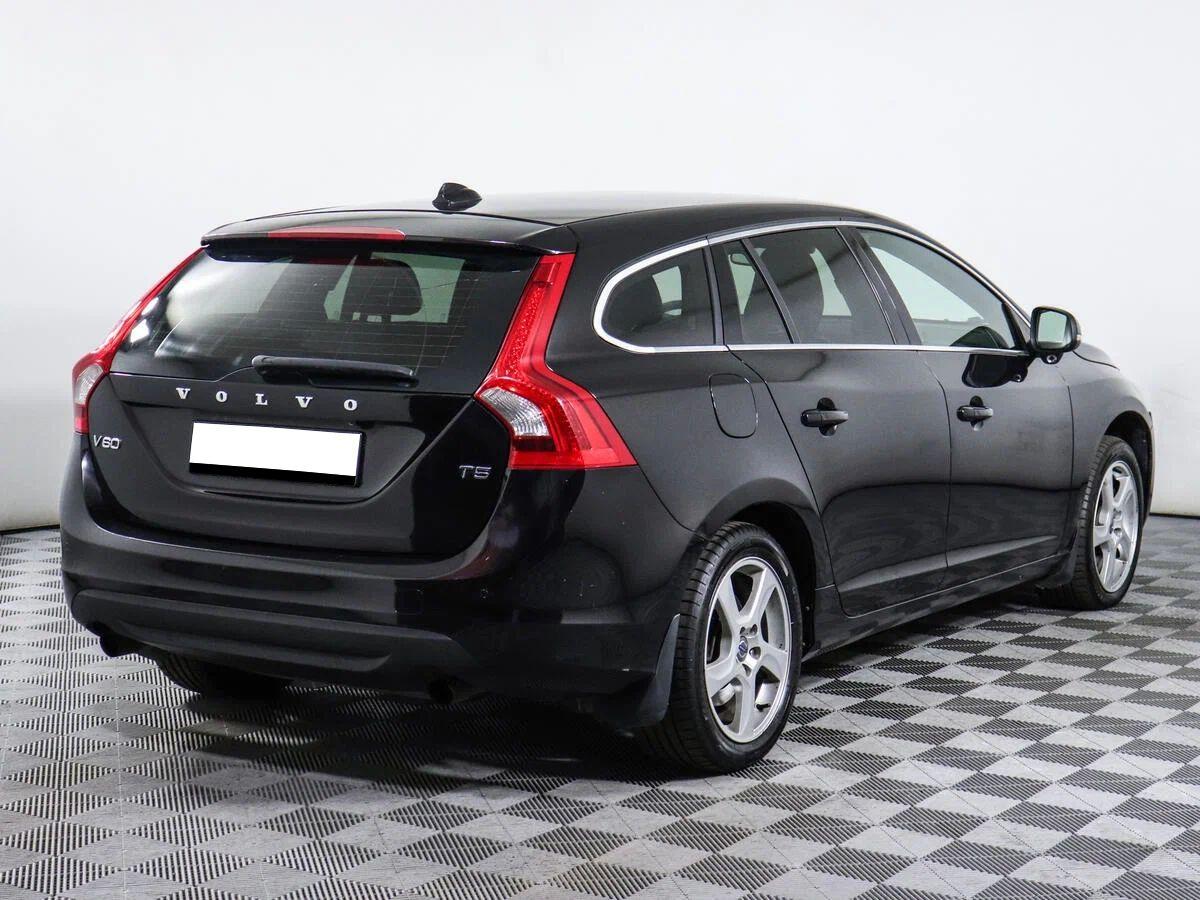 Volvo V60 2011, черный