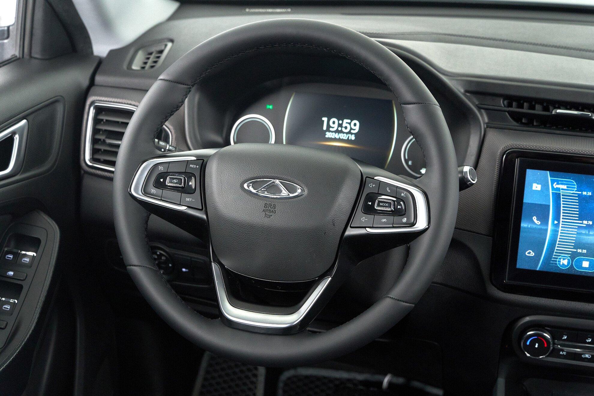 Chery Tiggo 4 2021, черный