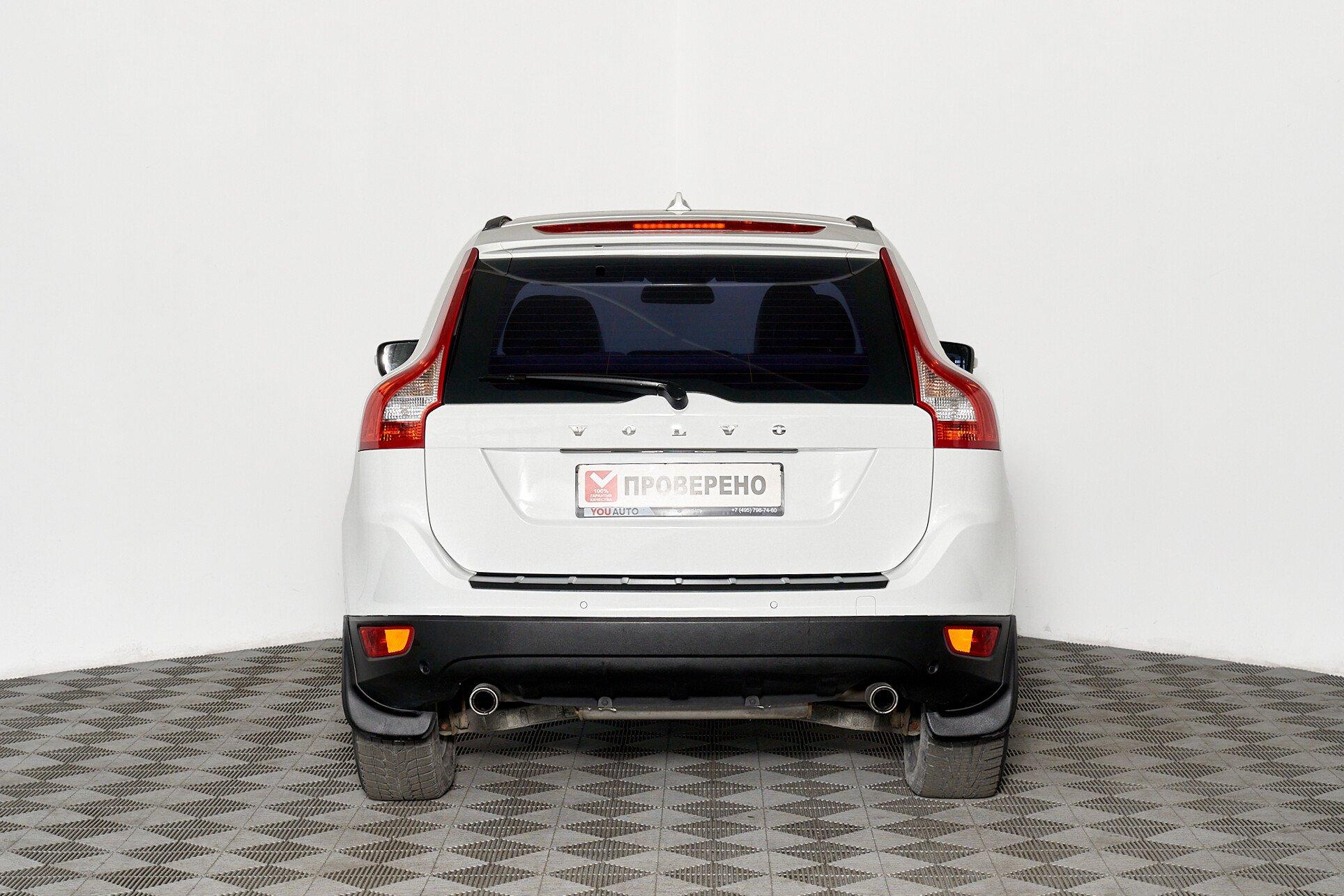 Volvo XC60 2011, белый