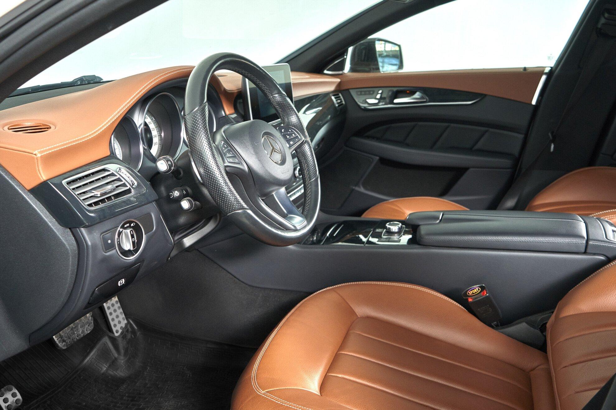 Mercedes-Benz CLS 2016, белый