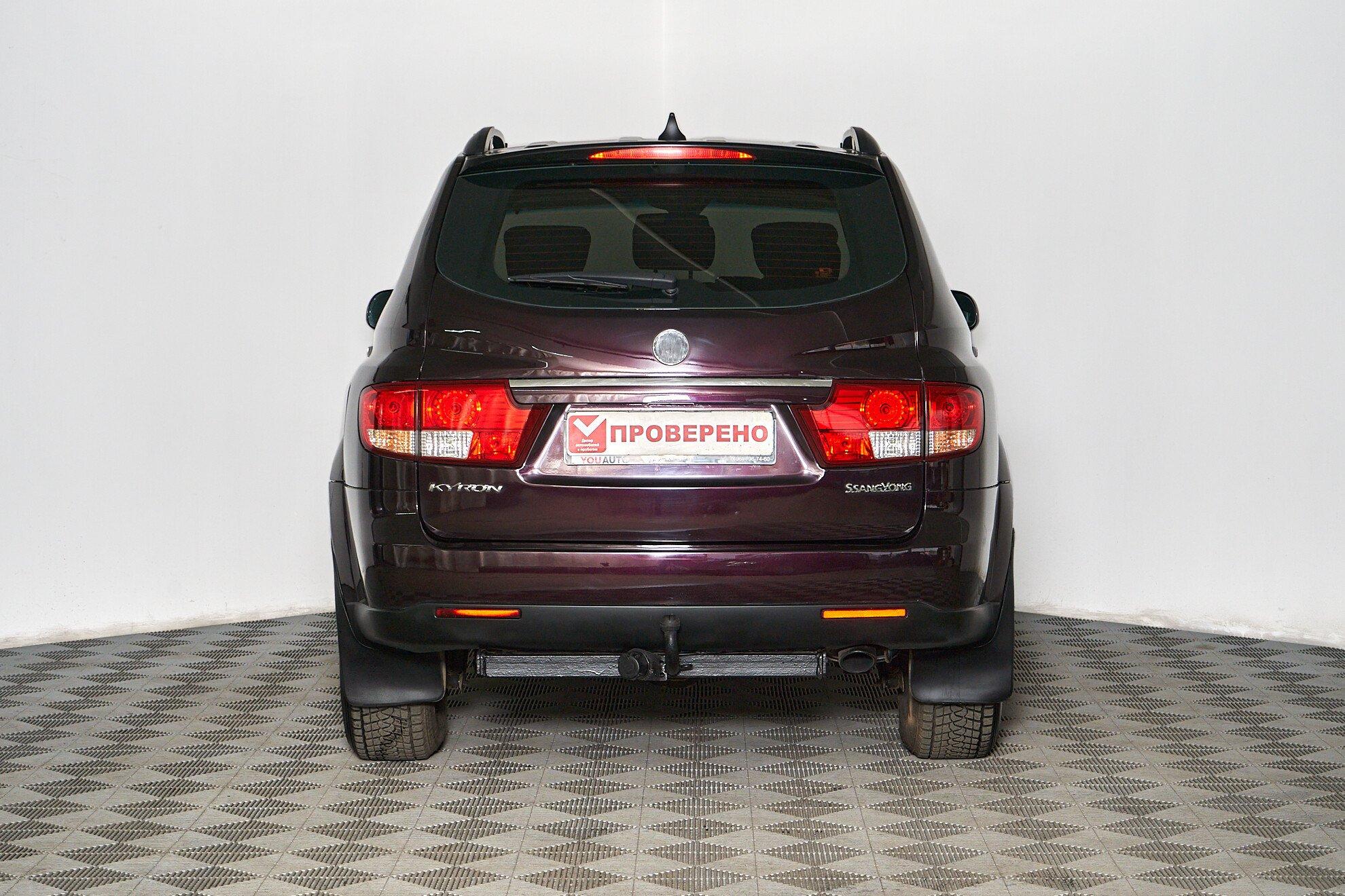 SsangYong Kyron 2011, пурпурный