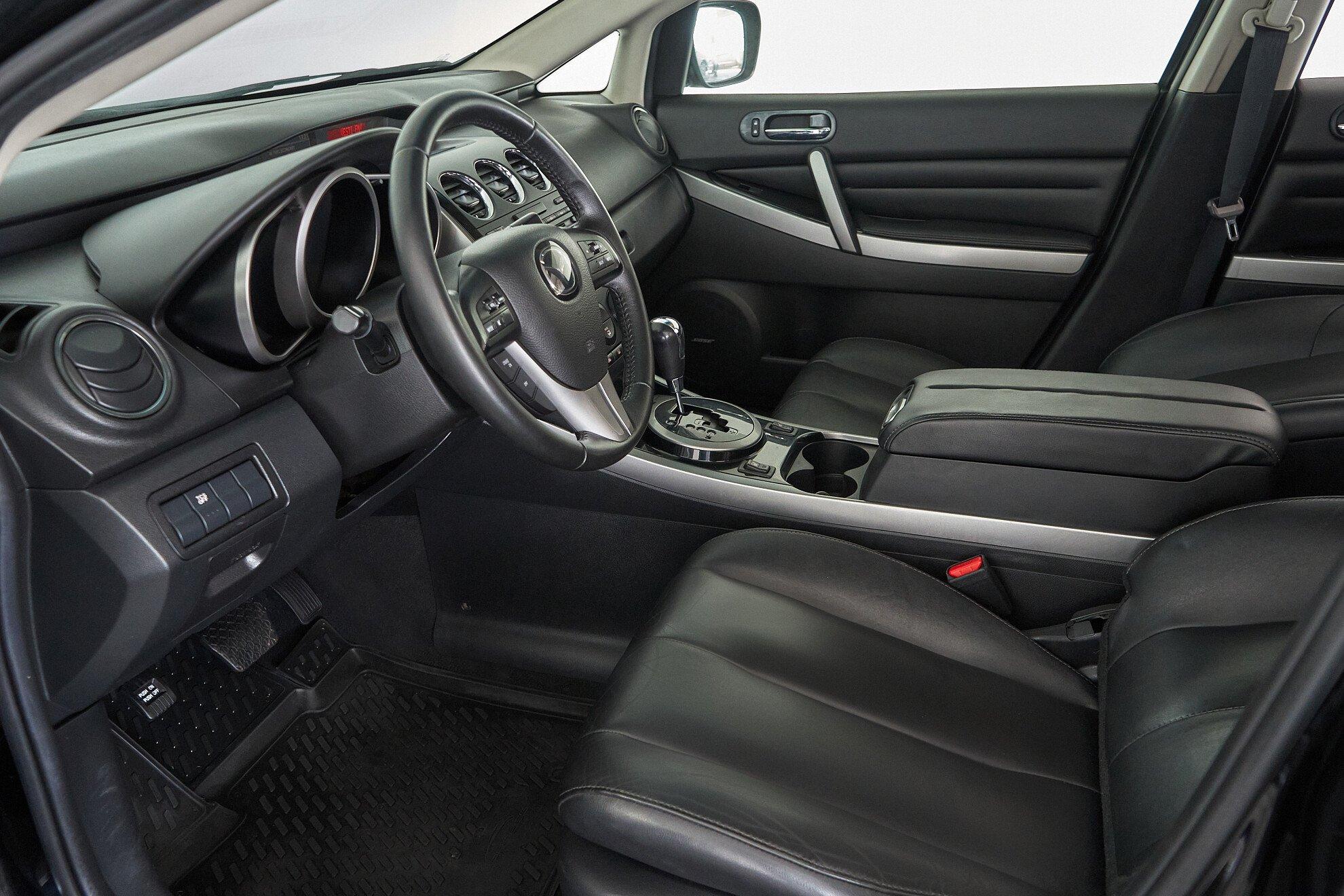 Mazda CX-7 2011, черный