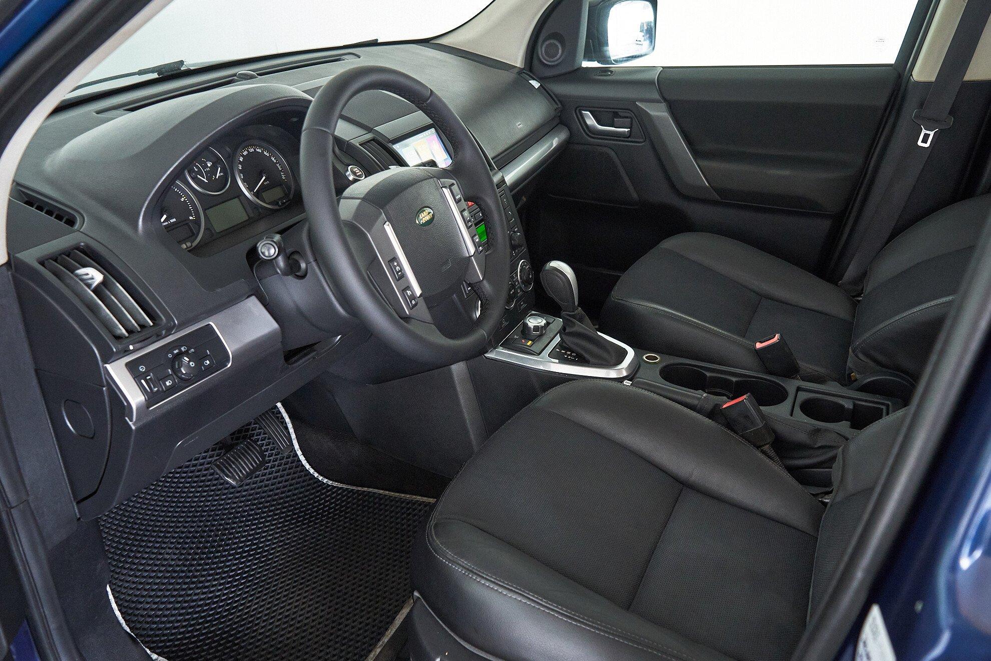 Land Rover Freelander 2010, синий