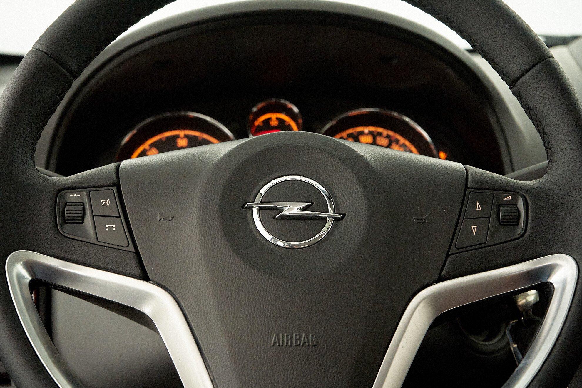 Opel Antara 2014, коричневый