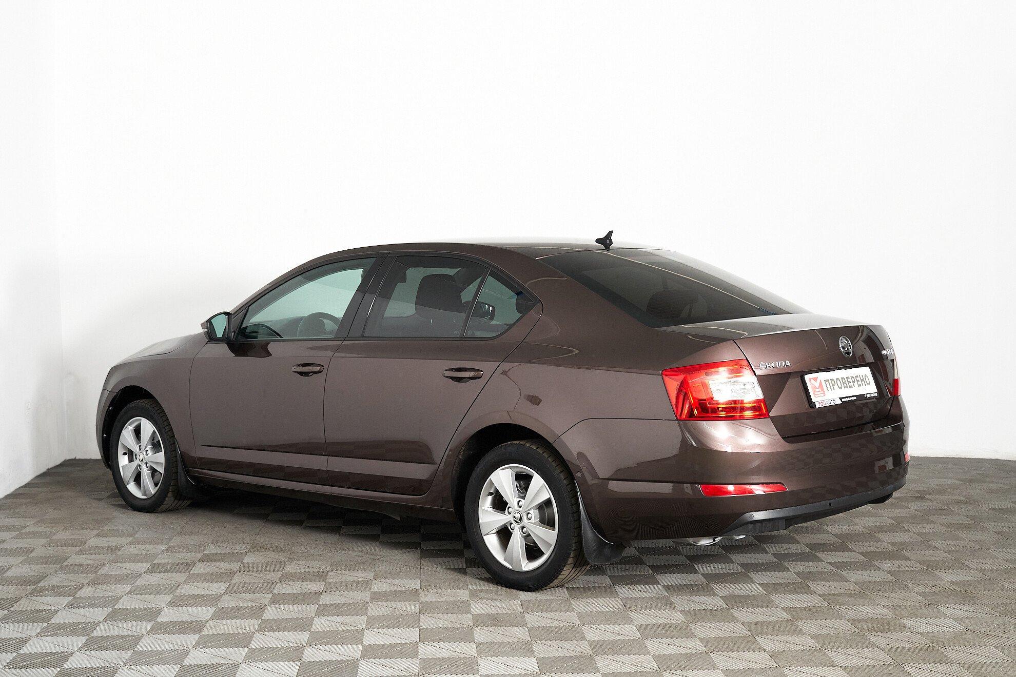 Skoda Octavia 2016, коричневый