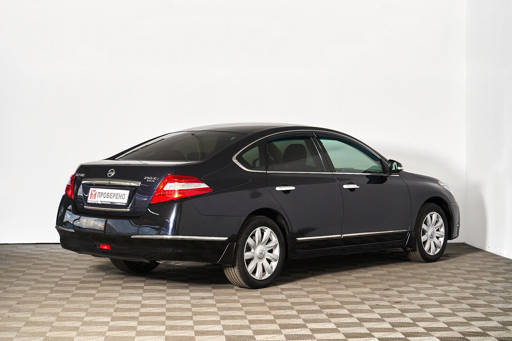 Nissan Teana 2011, черный