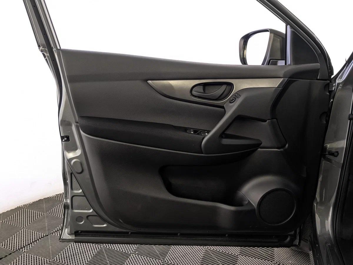 Nissan Qashqai 2020, серый