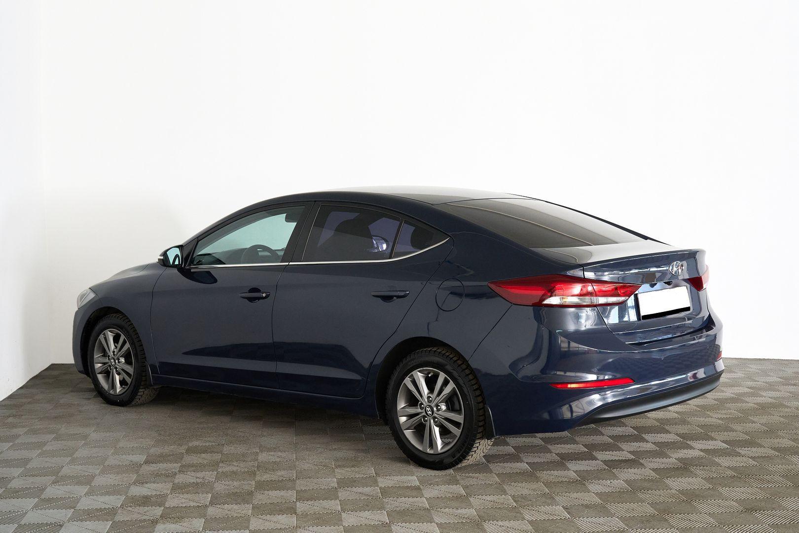 Hyundai Elantra 2016, голубой