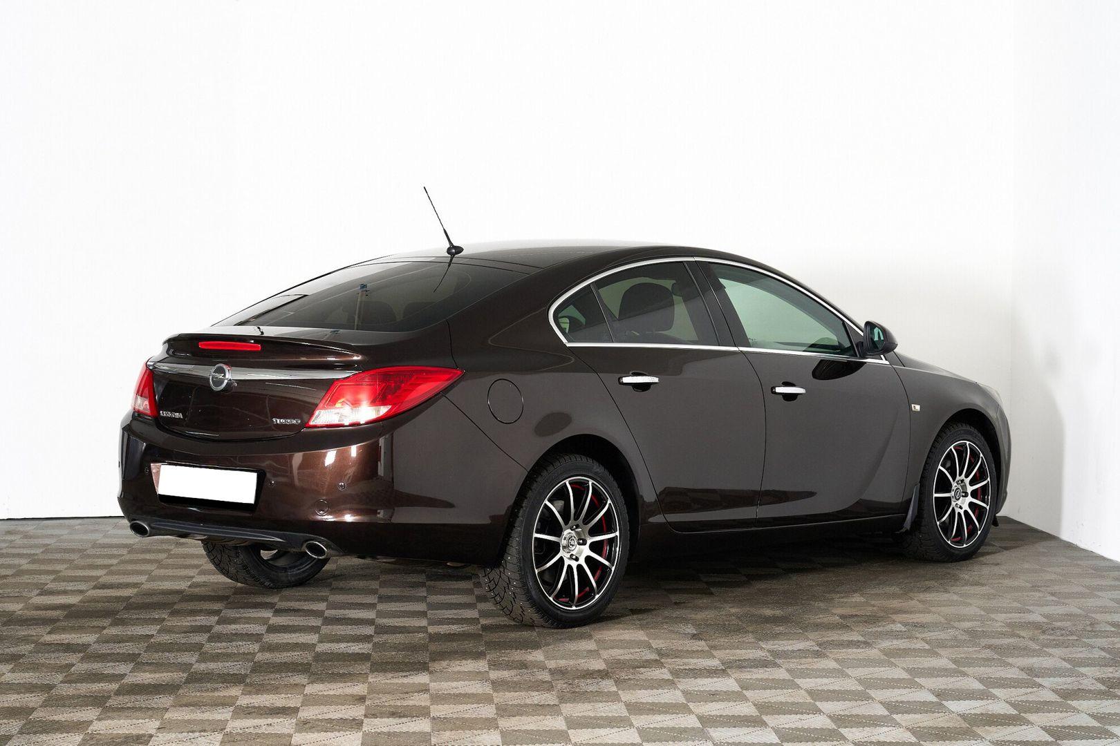 Opel Insignia 2012, коричневый
