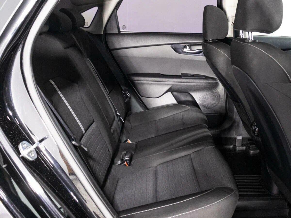 Kia Cerato 2019, черный