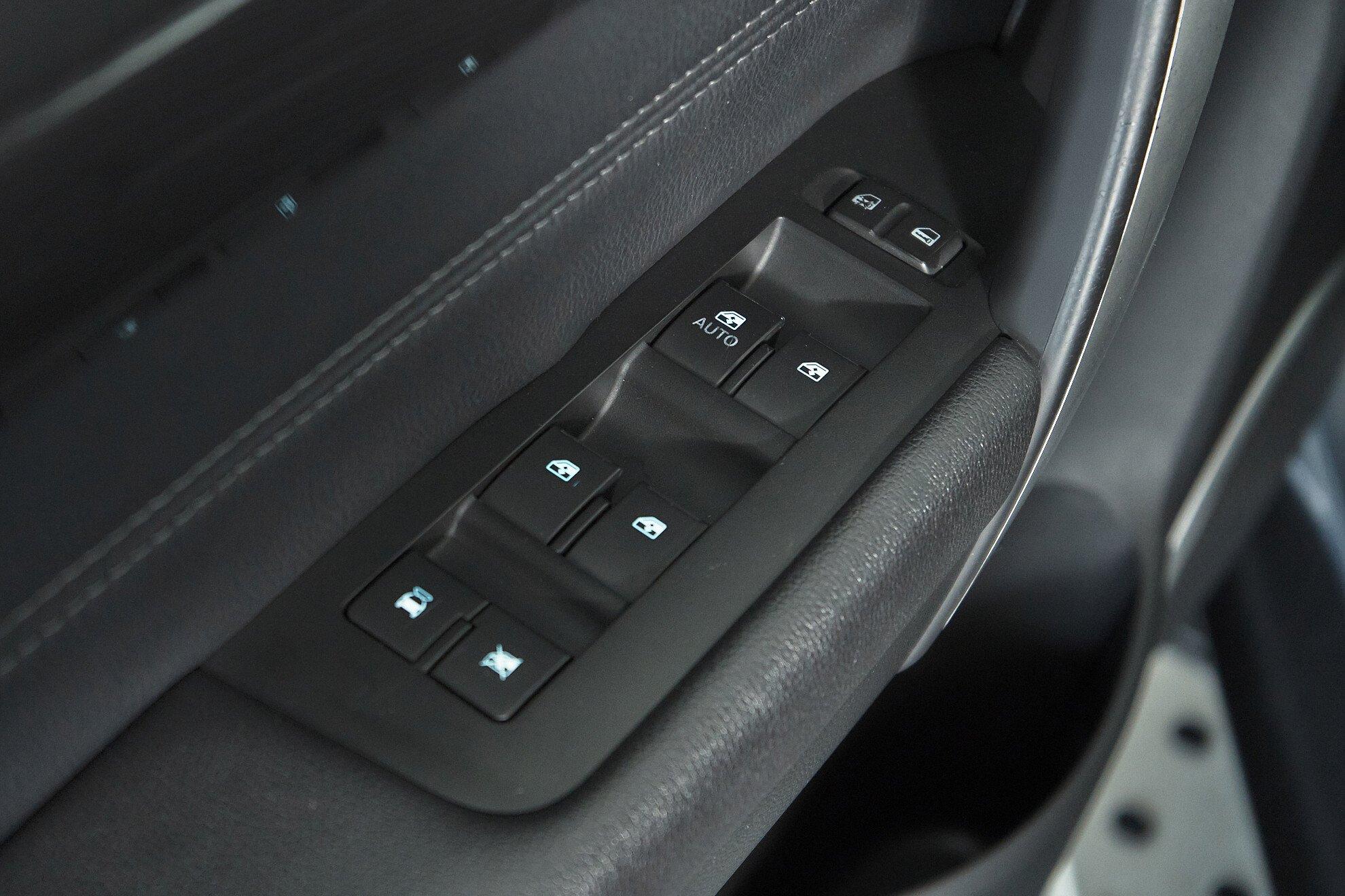 Chevrolet Captiva 2014, серый