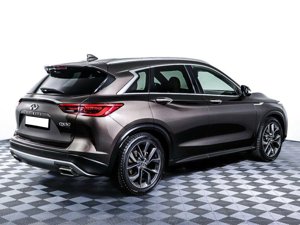 Infiniti QX50 2021, коричневый