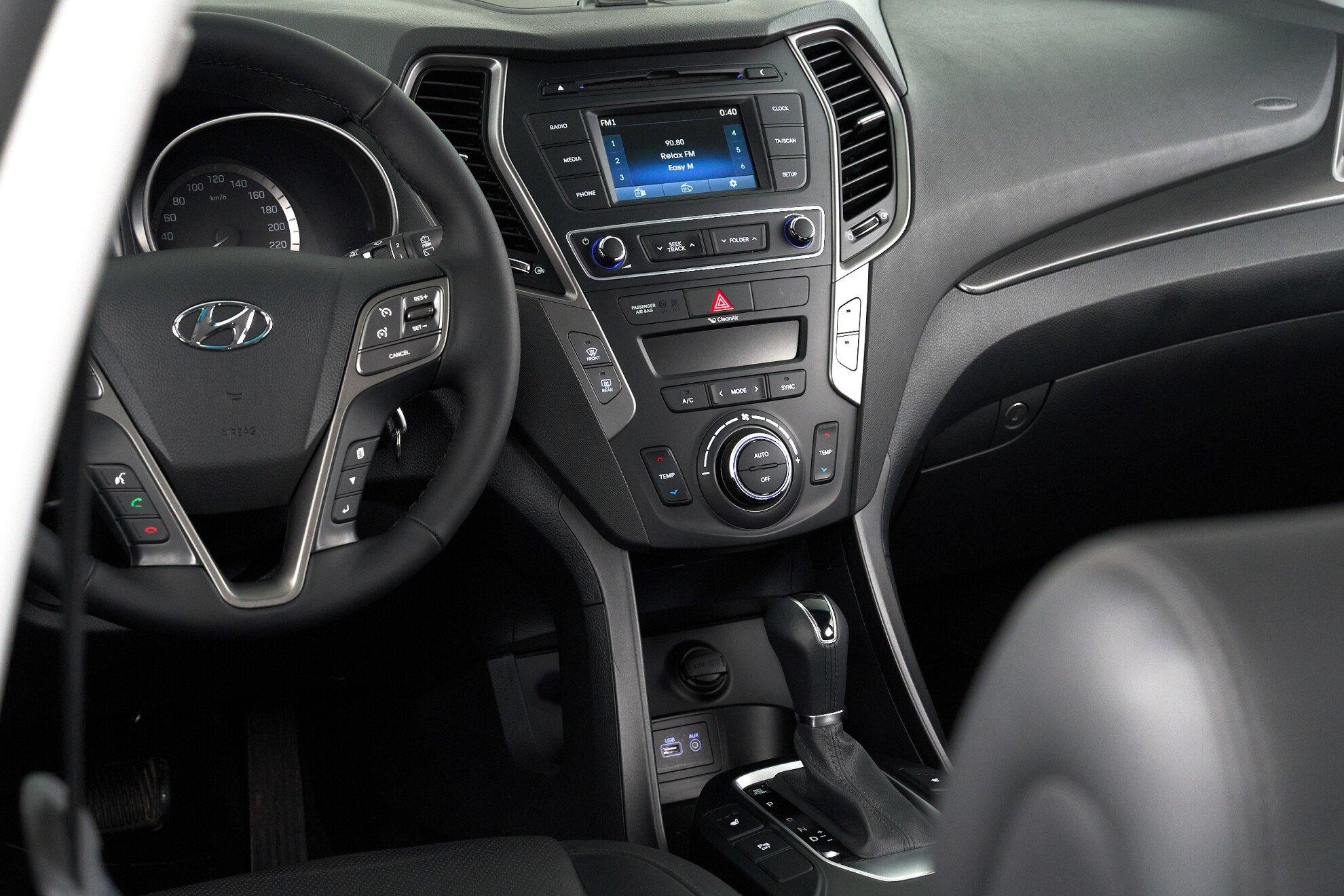 Hyundai Santa Fe 2015, коричневый