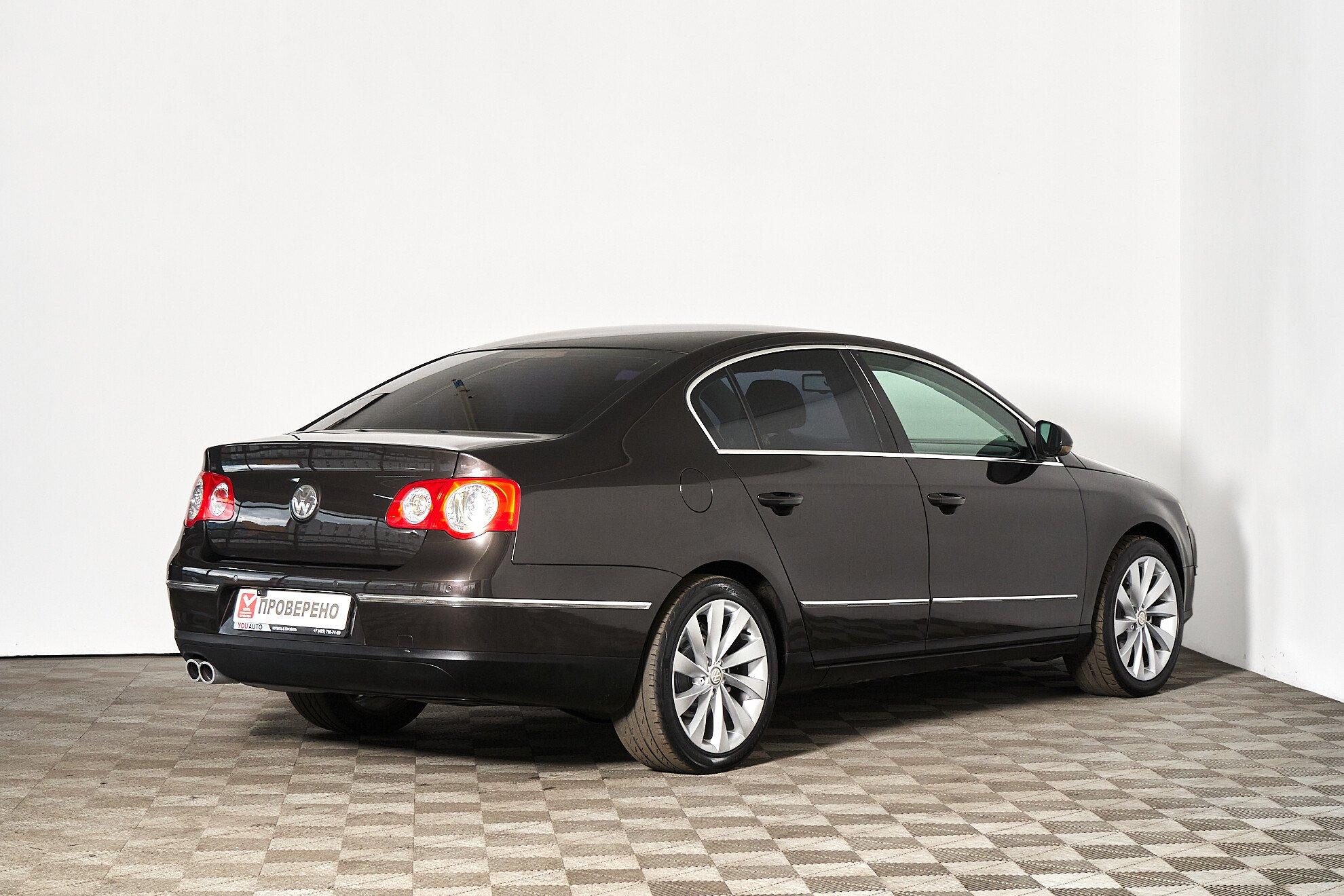 Volkswagen Passat 2010, коричневый