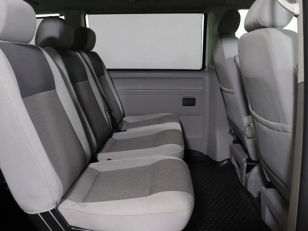 Volkswagen Caravelle 2012, белый